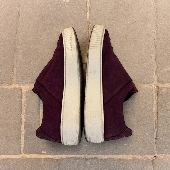 Purple Plum Colored Suede Velcro Pumas Women’s size 9 - Picture 10 of 14